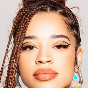 Ella_Mai.jpg