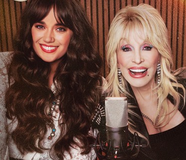 Belles_dollyparton_cropped.jpg